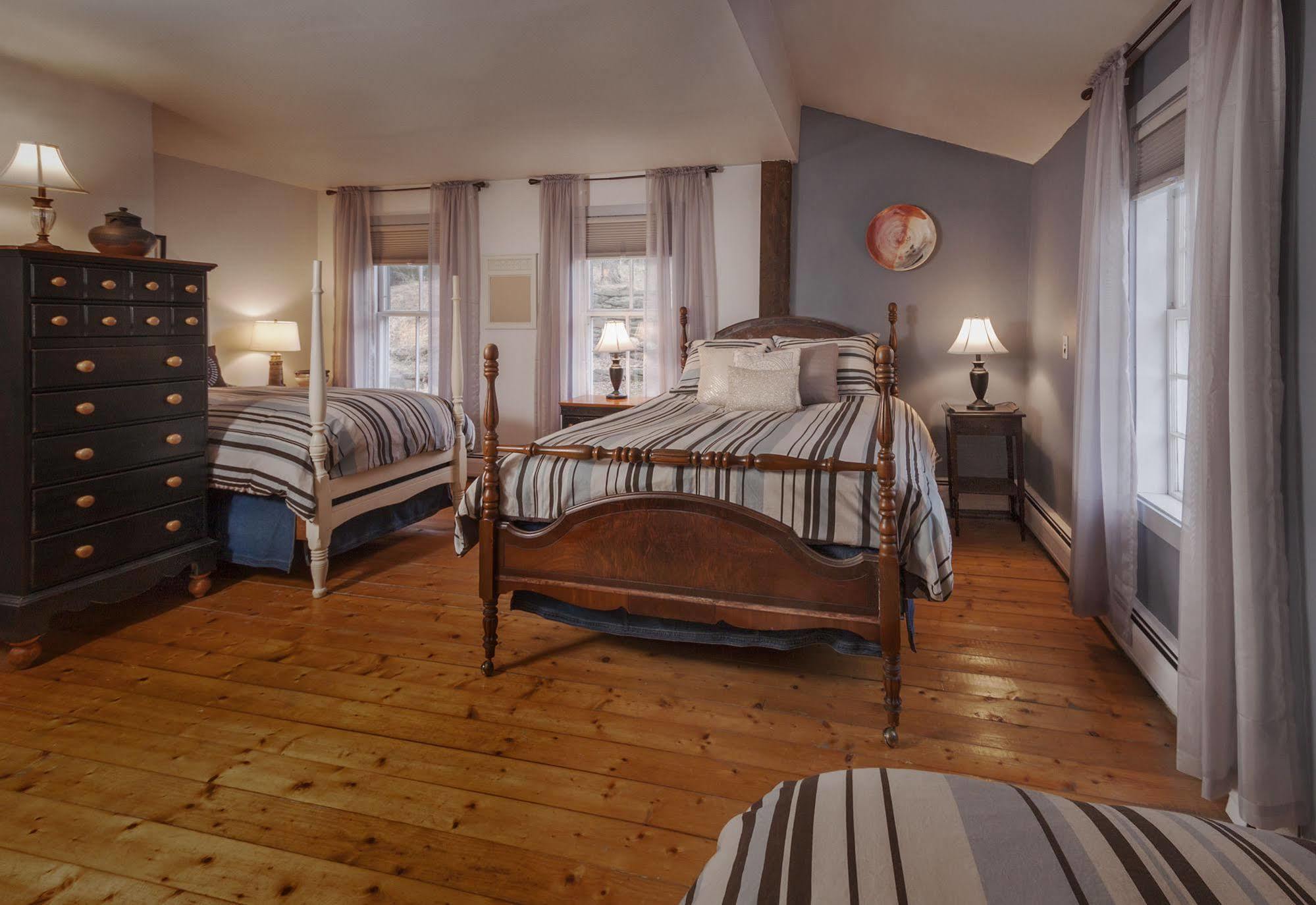 Wilder Farm Inn Barre Luaran gambar